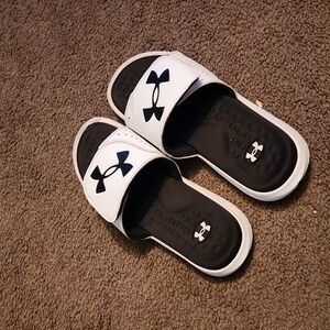 Boys Under Armor Sandles